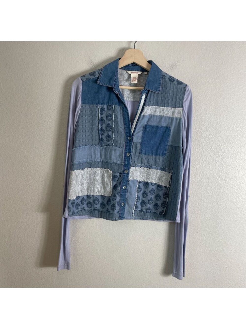 SUNDANCE Womens Medium Patchwork Denim Button Up Shirt Roll‎ Tab Sleeve Top - Picture 5 of 10